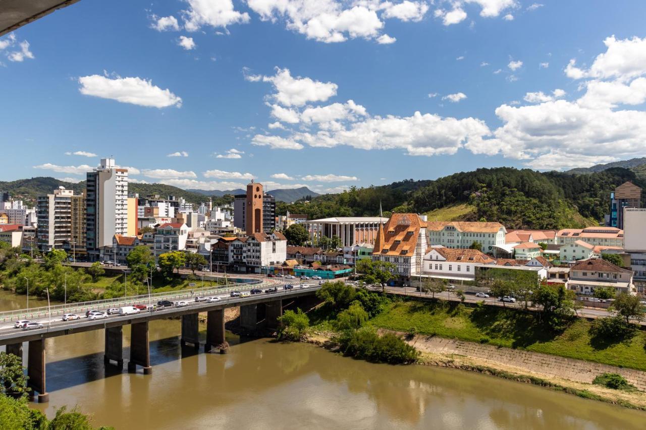 Отель Blumenau Tower By Castelo Itaipava Экстерьер фото