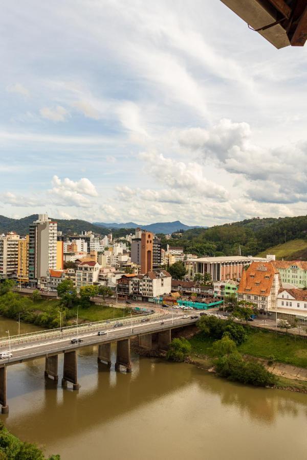 Отель Blumenau Tower By Castelo Itaipava Экстерьер фото