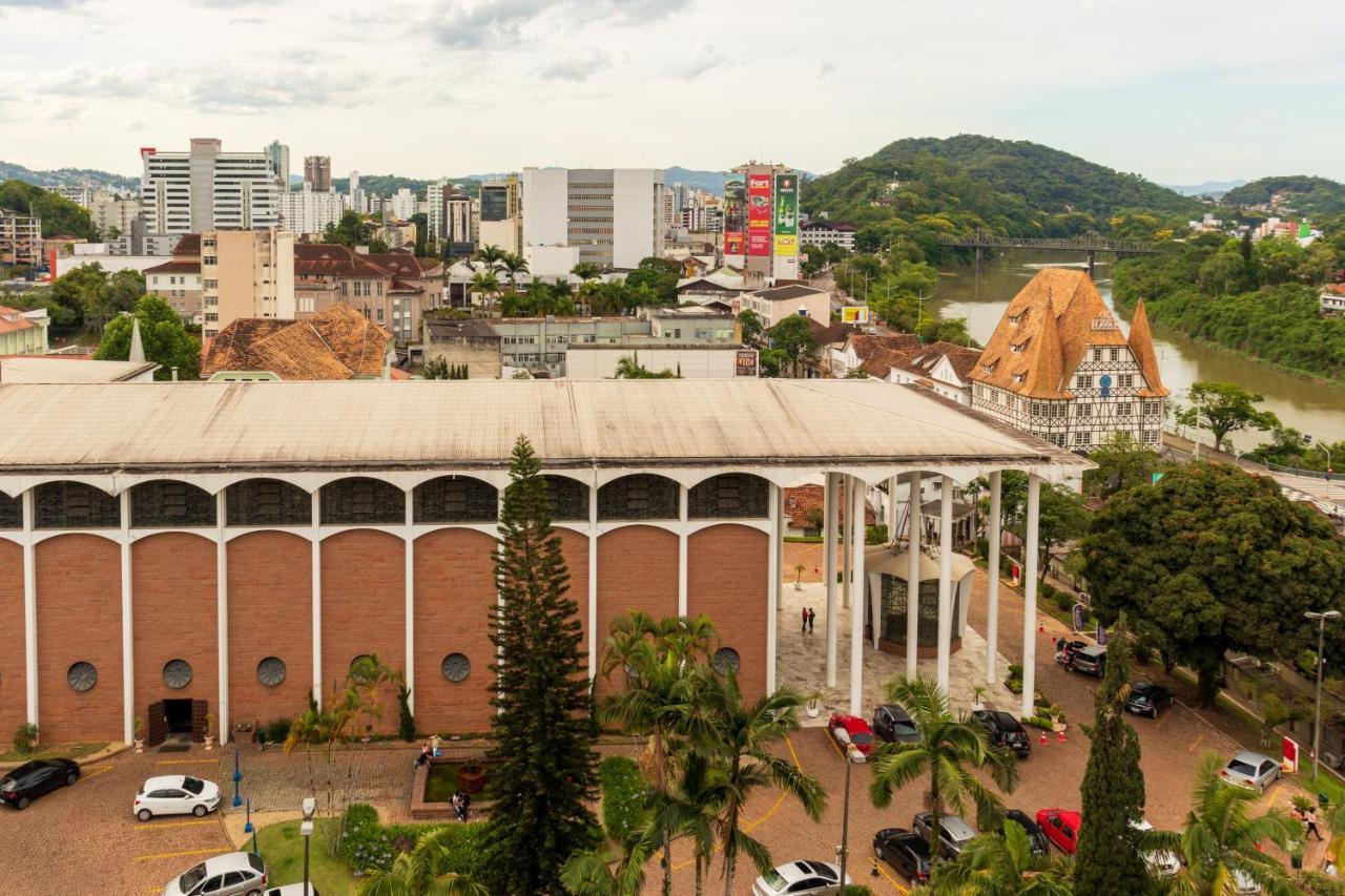 Отель Blumenau Tower By Castelo Itaipava Экстерьер фото